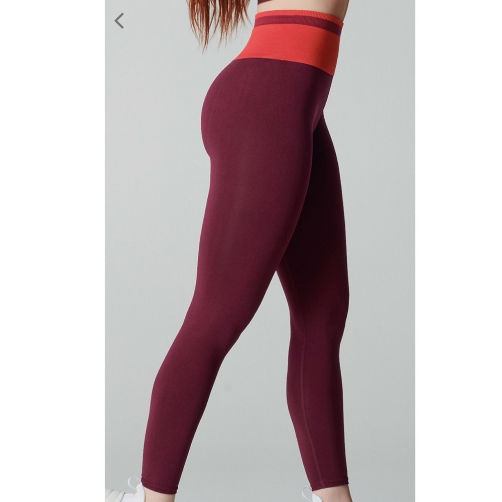 Fabletics high waisted seamless legging.